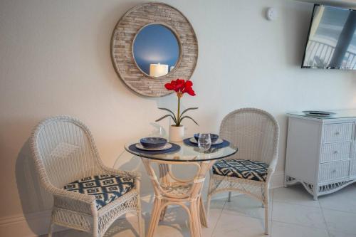519 - Island Inn in St Pete Beach, USA