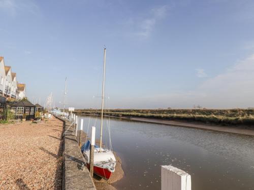 3 Tidal - image 11