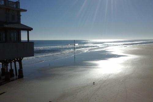 Beach Condo Unit #540 - image 6