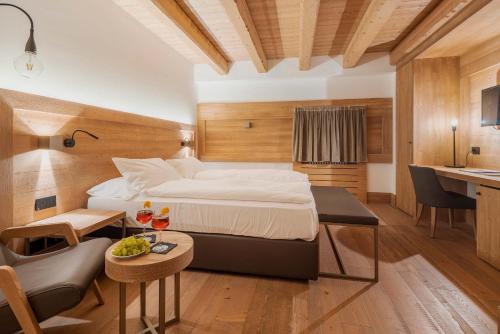 2 twin beds