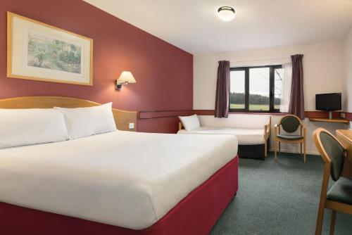 Photo - Days Inn Hotel Abington - Glasgow