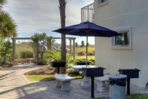 Destin West Beach Resort #609-1Br/2Ba-Sleeps 6 - image 2