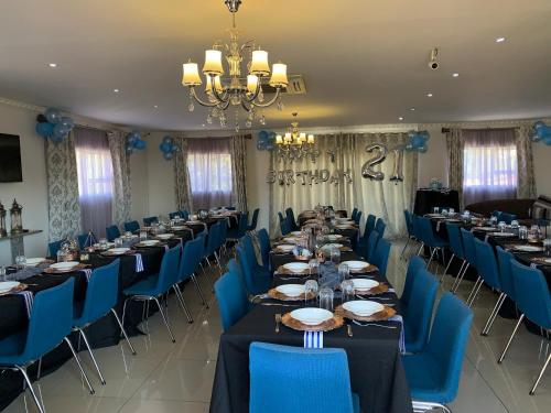 禮頓旅館 (Leighton Court) in 中新堡