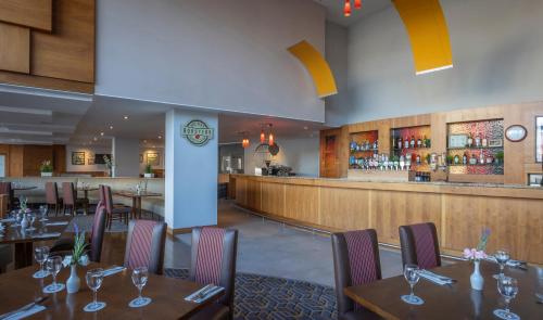 Maldron Hotel Tallaght - image 8