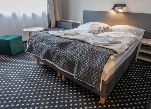 1 double bed