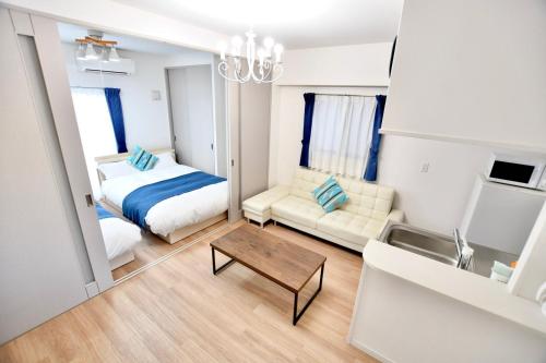 One-Bedroom Apartment image 10
