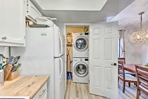 Pinetop Condo with Deck and Grill 30 Mi to Sunrise Ski - image 4