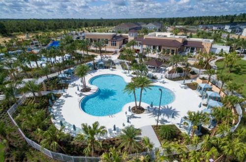 Unique Design Multiple Vacation Homes Side By Side Next to Disney World - image 6