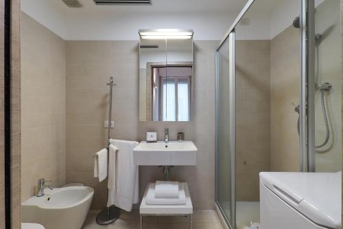 Contempora - Bilocale Luminoso con Balcone - Duomo - B52 - image 5