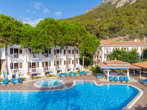 White Hotel - Oludeniz