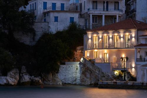 The Water - Accommodation - Skiathos Town