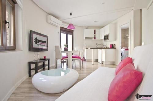 Cervantes Apartamentos - image 7