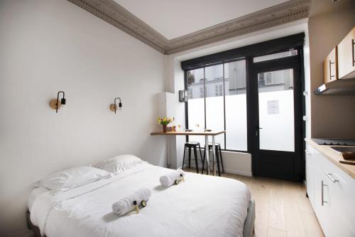 GuestReady - Lovely Studio for 2 Eiffel Tower - PRIME Location!