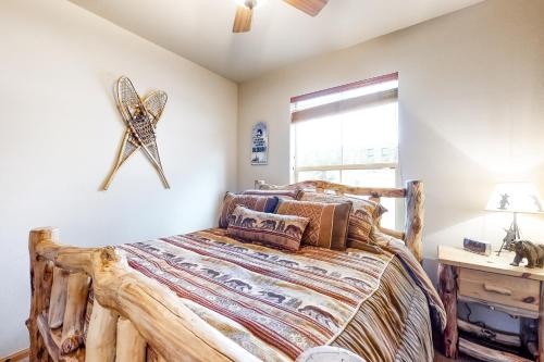 Tranquil Granby Ranch Stay - image 2