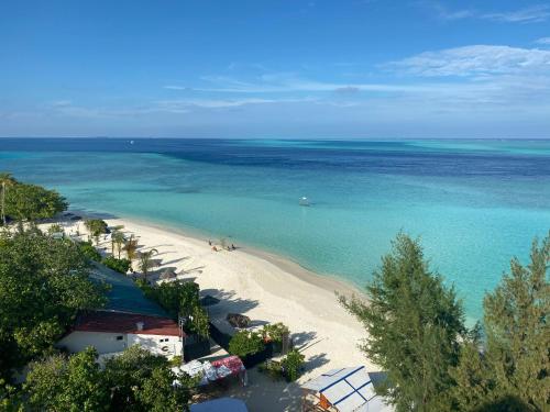 Pearlshine Retreat Maldives - Maldive Islands
