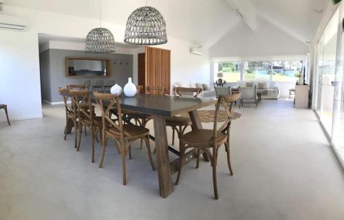Best Vila in José Ignacio - Pinar del Faro with maid! (Best Vila in Jose Ignacio - Pinar del Faro with maid!) in Jose Ignacio