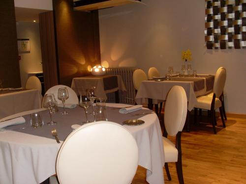 ห้องจัดเลี้ยง, Hotel AUSTRIA Style -Ex Nestor Hotel in บรูก์ เลส เวลอง