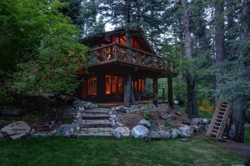 Treehouse On The Stream Sundance, Utah