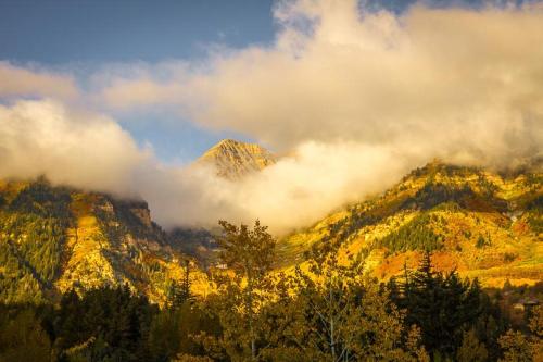 Cottage On The Stream Sundance, Utah Cottage On The Stream Sundance, Utah