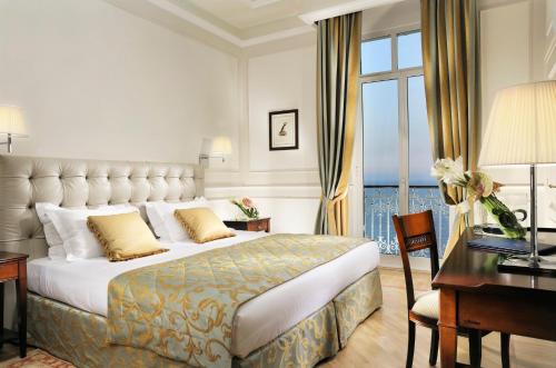 Superior Triple Room with Balcony and Sea View