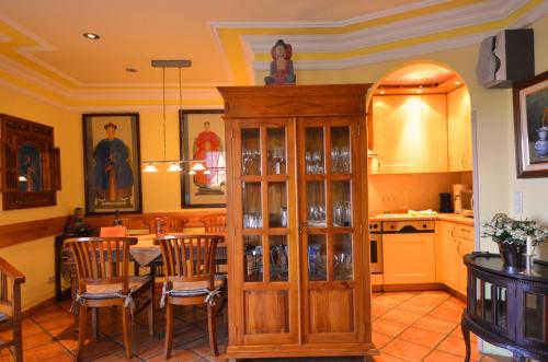 Eck-Reethaus-Kirchhaus in Gager / Rugen