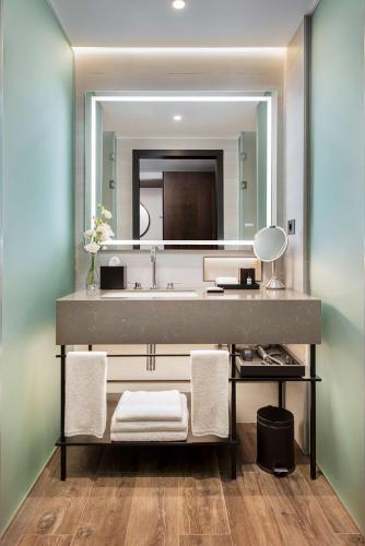 Hyatt Regency Sofia - image 4