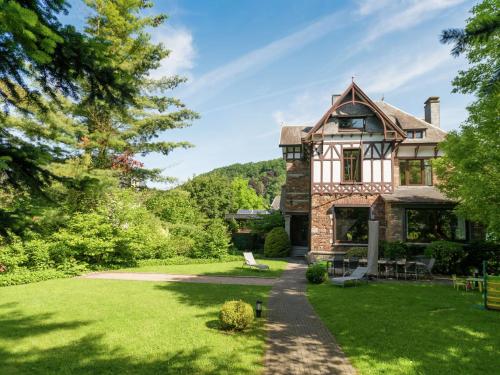 Captivating Holiday Home in Malmedy with Sauna gîte à louer Malmédy