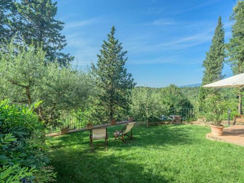 Attractive apartment in typical Tuscan style. - image 9