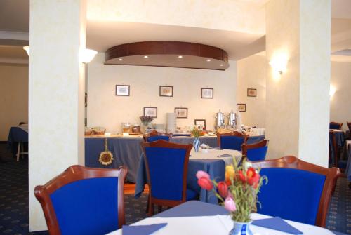 Hotel Mediterraneo - image 12
