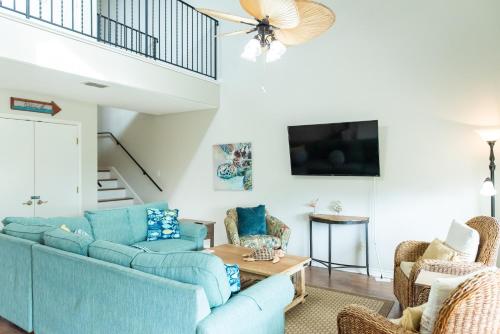 Sunny And Chairs Home - image 6