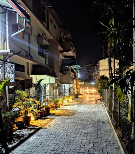 B&B Dibrugarh - Townhouse - The Urban Inn - Bed and Breakfast Dibrugarh