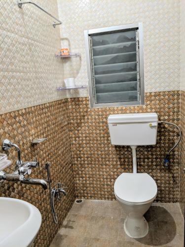 Townhouse - The Urban Inn, Dibrugarh (foto 10)