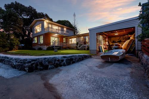 Stay Tauranga Beach House