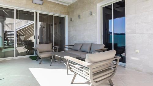 Exclusif golf Penthouse with private pool