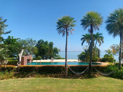 Gardenia Oceanfront Villa