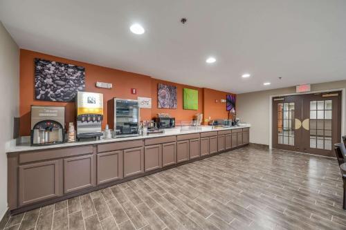 Sleep Inn & Suites in Decatur, USA