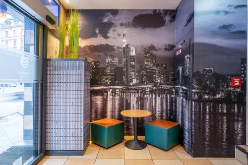 Hotel Ocean Pearl Frankfurt Central Station - image 7