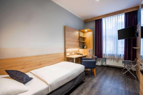 Comfort Hotel Frankfurt Central Station - image 12
