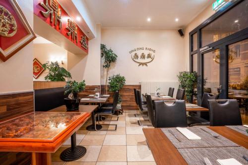 Comfort Hotel Frankfurt Central Station - image 3