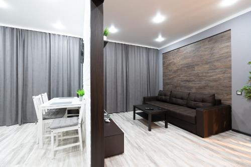 Apartament on Bredova 32 - main image