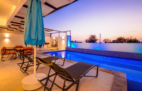 Tar - 2 Bedroom Holiday Villa in Kalkan