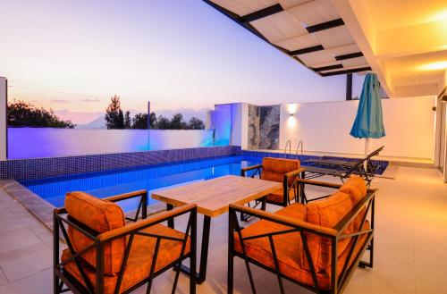 Tar - 2 Bedroom Holiday Villa in Kalkan