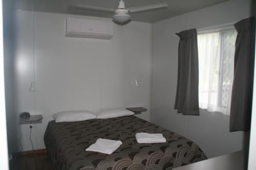 1 queen bed, 1 twin bed, 1 sofa bed