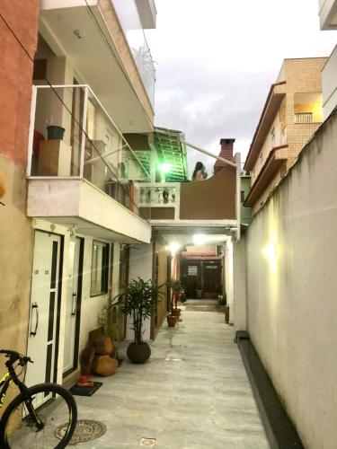Exterior view, Praiana do Luquinhas - Macumba / Pontal / RicoSurf near Bar Summer Drink's.