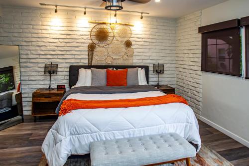 Superior King Suite image 10