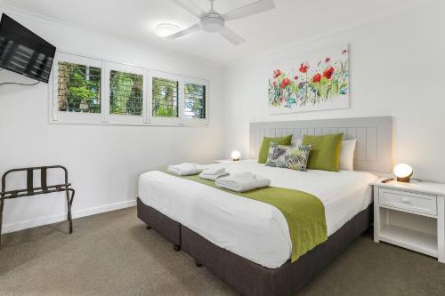 Noosa River Retreat Apartments - Perfect for Couples & Business Travel