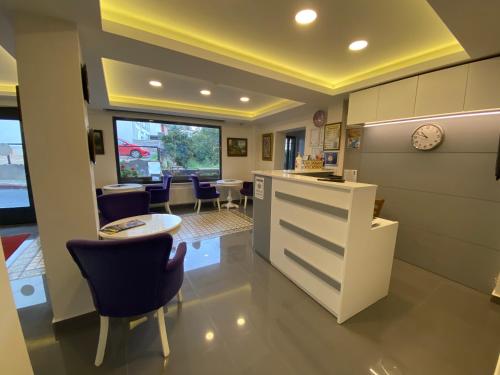 スピネル ホテル