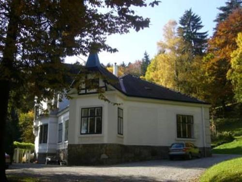 . Villa Eisenwerk