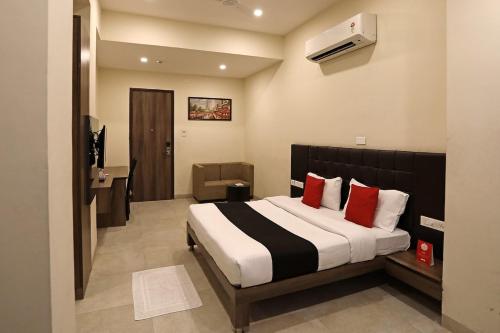 Hotel Jade Inn