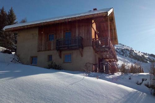 Chalet 4* hammam sauna jacuzzi panorama gîte à louer Le Versoud